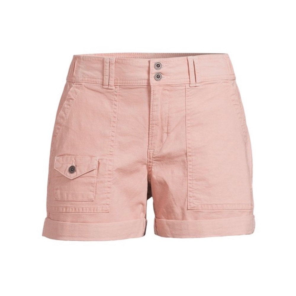 Light pink cargo shorts.